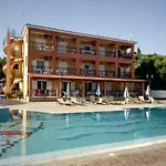 ζante Dolphin Apart Otel 4*