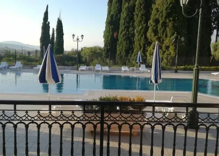 ζante Dolphin 4*