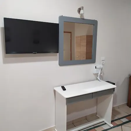 ζante Dolphin מלון דירות אליקס