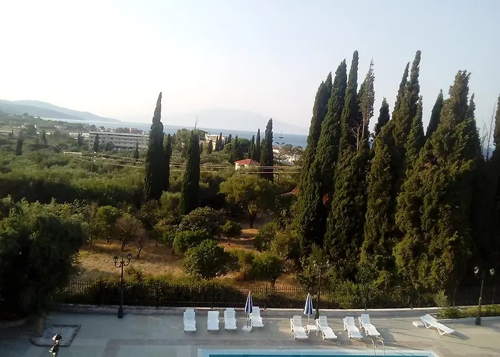 Apartmanhotel ζante Dolphin Alikész