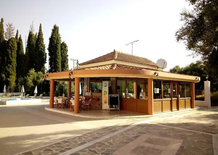 Apartmanhotel ζante Dolphin 4*